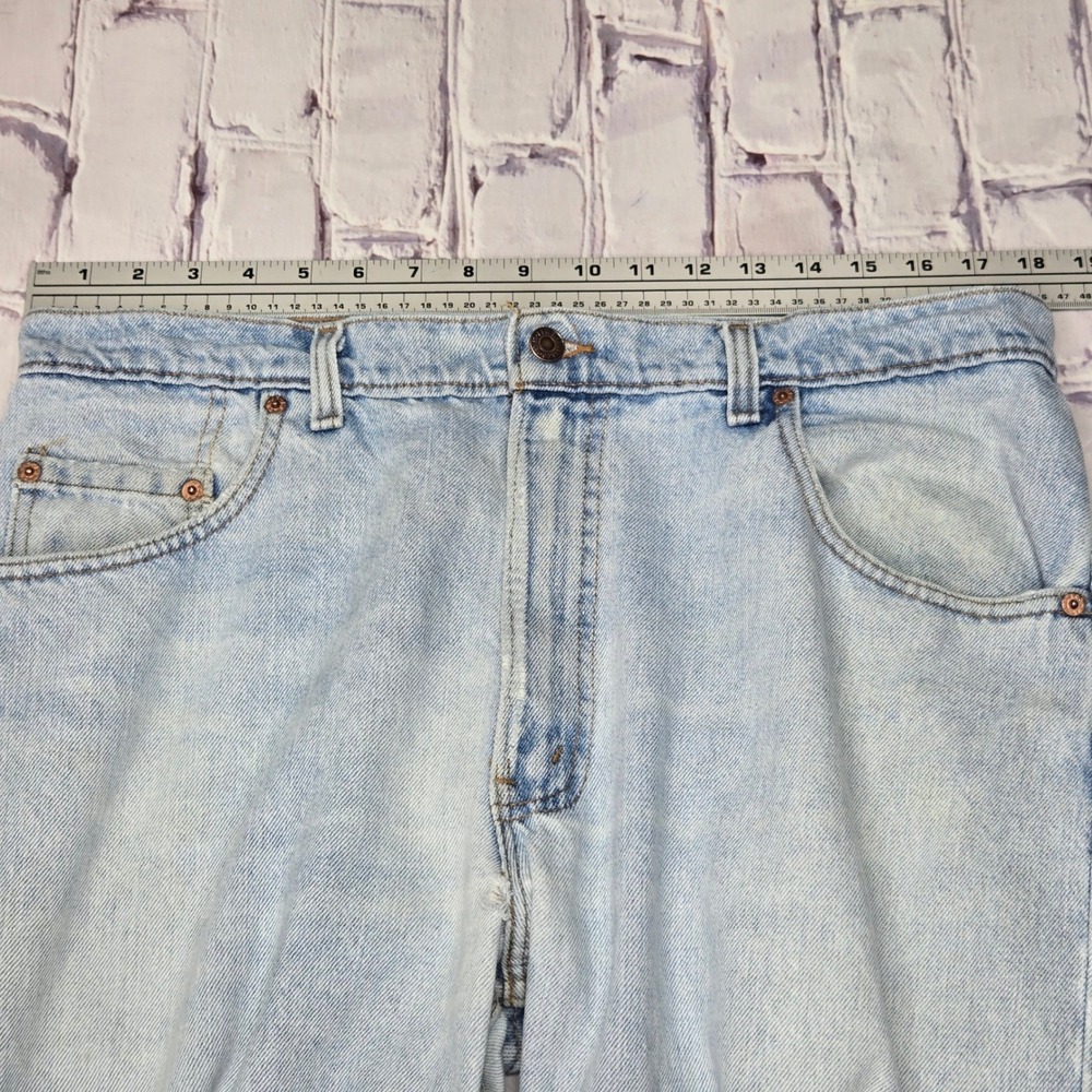 Vintage 90s Levis 560 Loose Fit Tapered Leg Jeans Men 36x30 Light Wash Denim USA - Picture 12 of 16